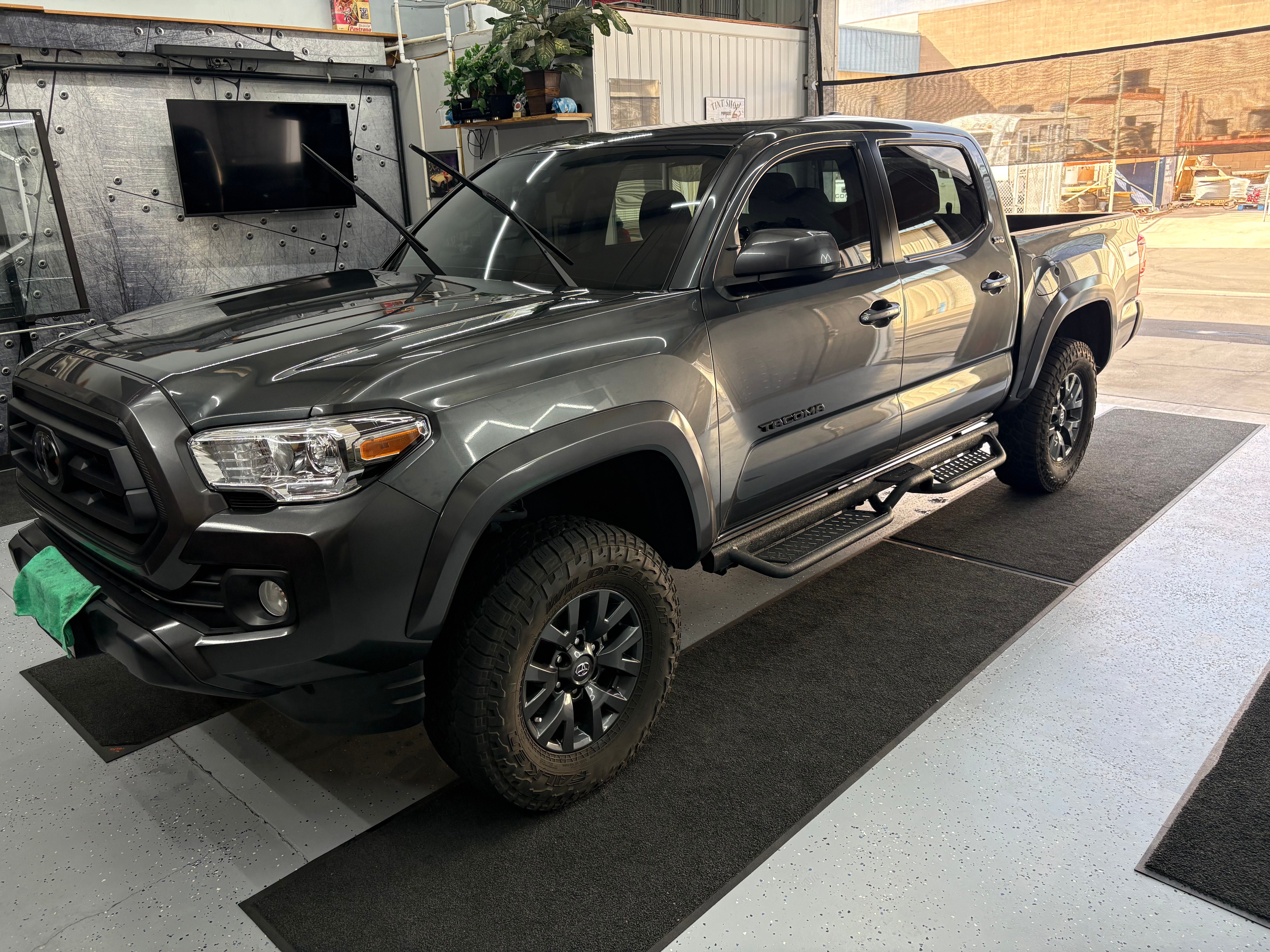 Used 2023 Toyota Tacoma SR5 RWD image 2