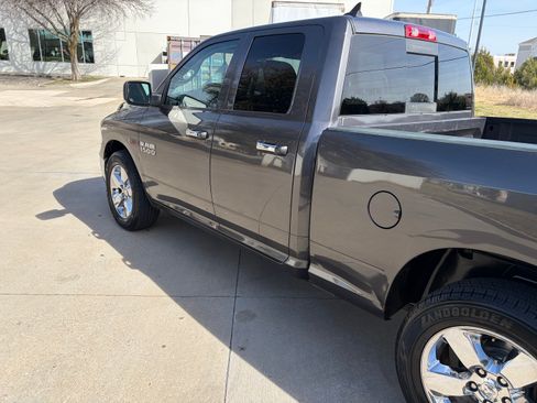 Used 2018 RAM 1500 Big Horn image 10