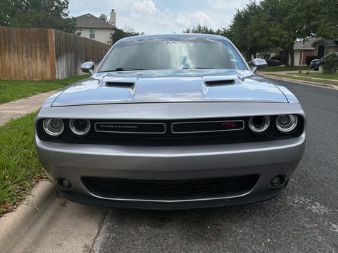 Used 2018 Dodge Challenger R/T w/ Performance Handling Group image 4