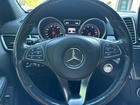 Used 2017 Mercedes-Benz GLS 550 4MATIC image 17