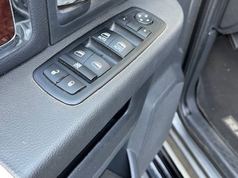 Used 2011 RAM 2500 Laramie w/ Protection Group image 9