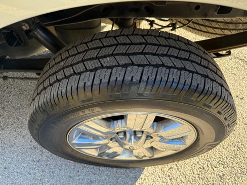 Used 2009 Ford F150 XLT image 18