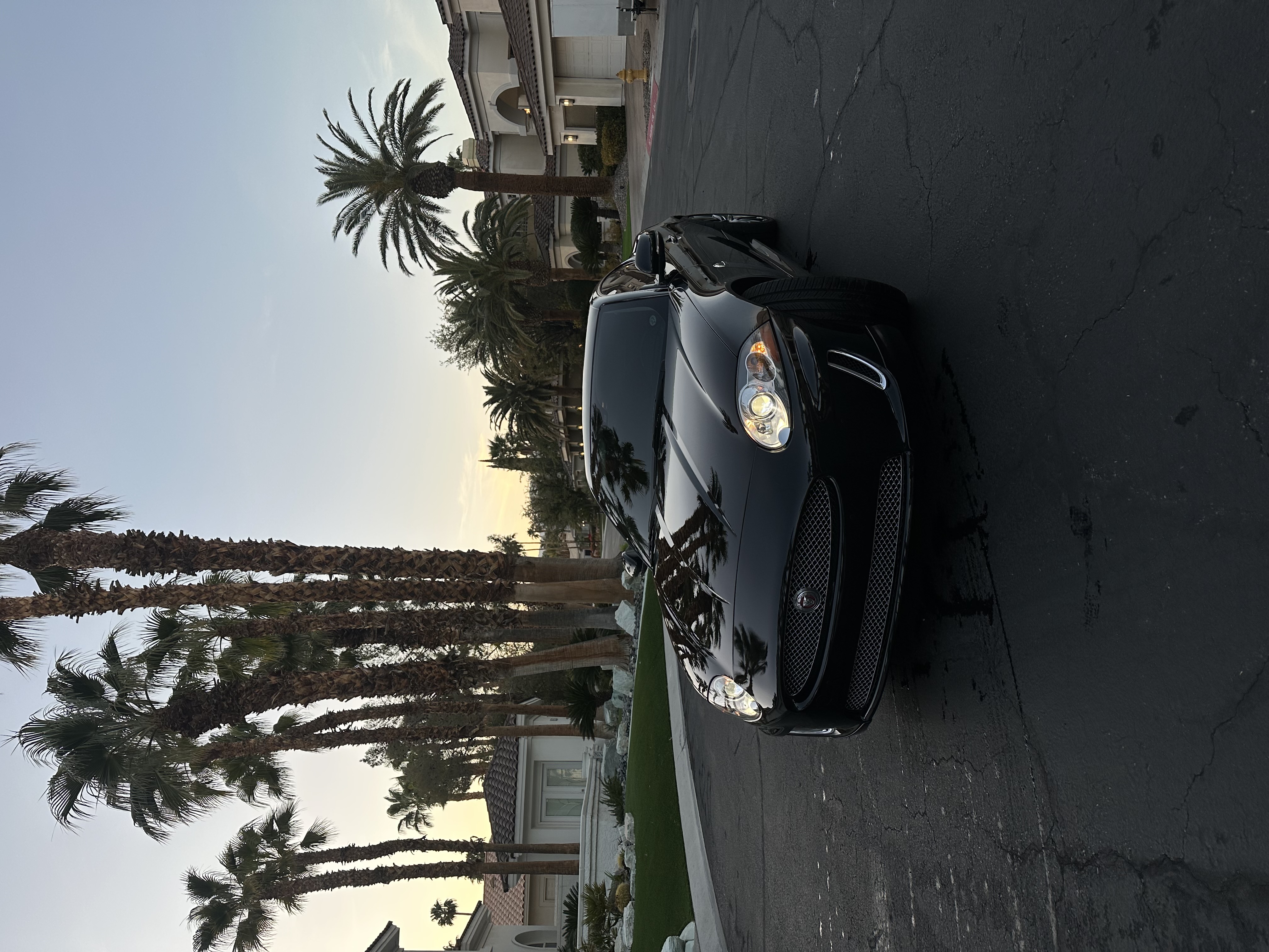 Used 2010 Jaguar XK Coupe RWD image 8