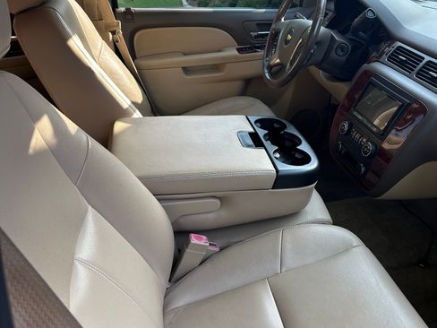 Used 2013 Chevrolet Tahoe LS RWD image 11
