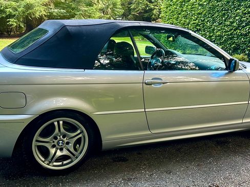 Used 2004 BMW 330Ci Convertible RWD image 12
