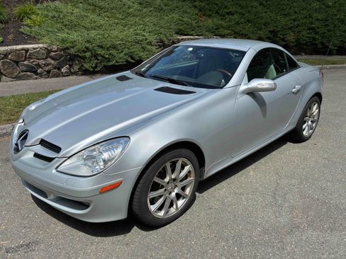 Used 2006 Mercedes-Benz SLK 350 image 4