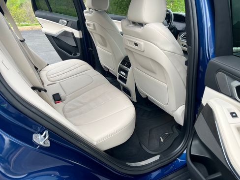 Used 2020 BMW X5 xDrive40i w/ Premium Package image 13