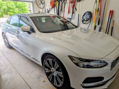 Used 2023 Volvo S90 T8 Ultimate