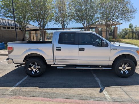 Used 2012 Ford F150 XLT image 2