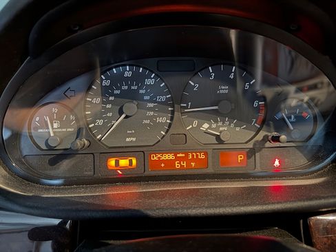 Used 2003 BMW 325Ci Convertible image 19