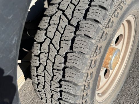 Used 2005 Dodge Ram 2500 Truck SLT AWD/4WD image 10