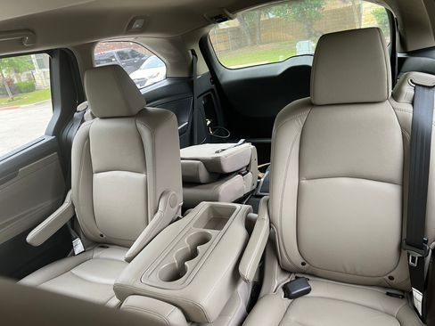 Used 2020 Honda Odyssey EX-L image 8