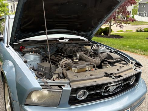 Used 2007 Ford Mustang Premium RWD image 23