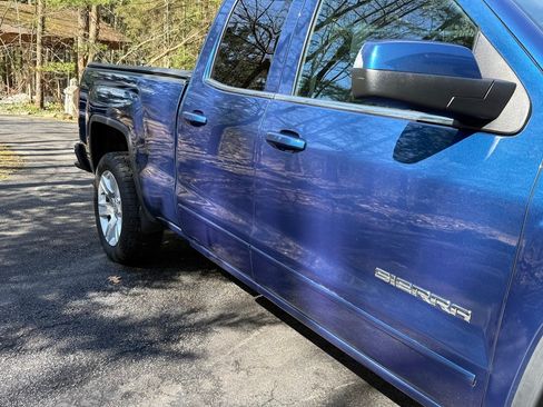 Used 2015 GMC Sierra 1500 SLE w/ SLE Value Package image 5