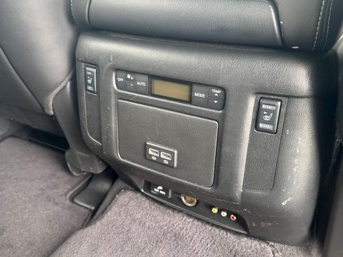 Used 2017 Nissan Armada Platinum w/ Captain Seat Package AWD/4WD image 16