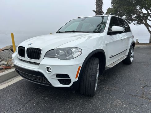 Used 2012 BMW X5 xDrive35i image 5