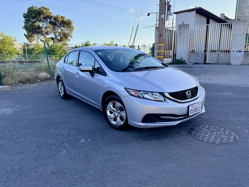 Used 2014 Honda Civic LX image 2