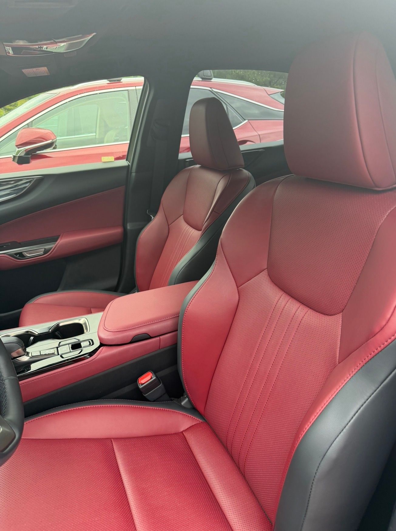 Used 2024 Lexus NX 250 FWD image 5