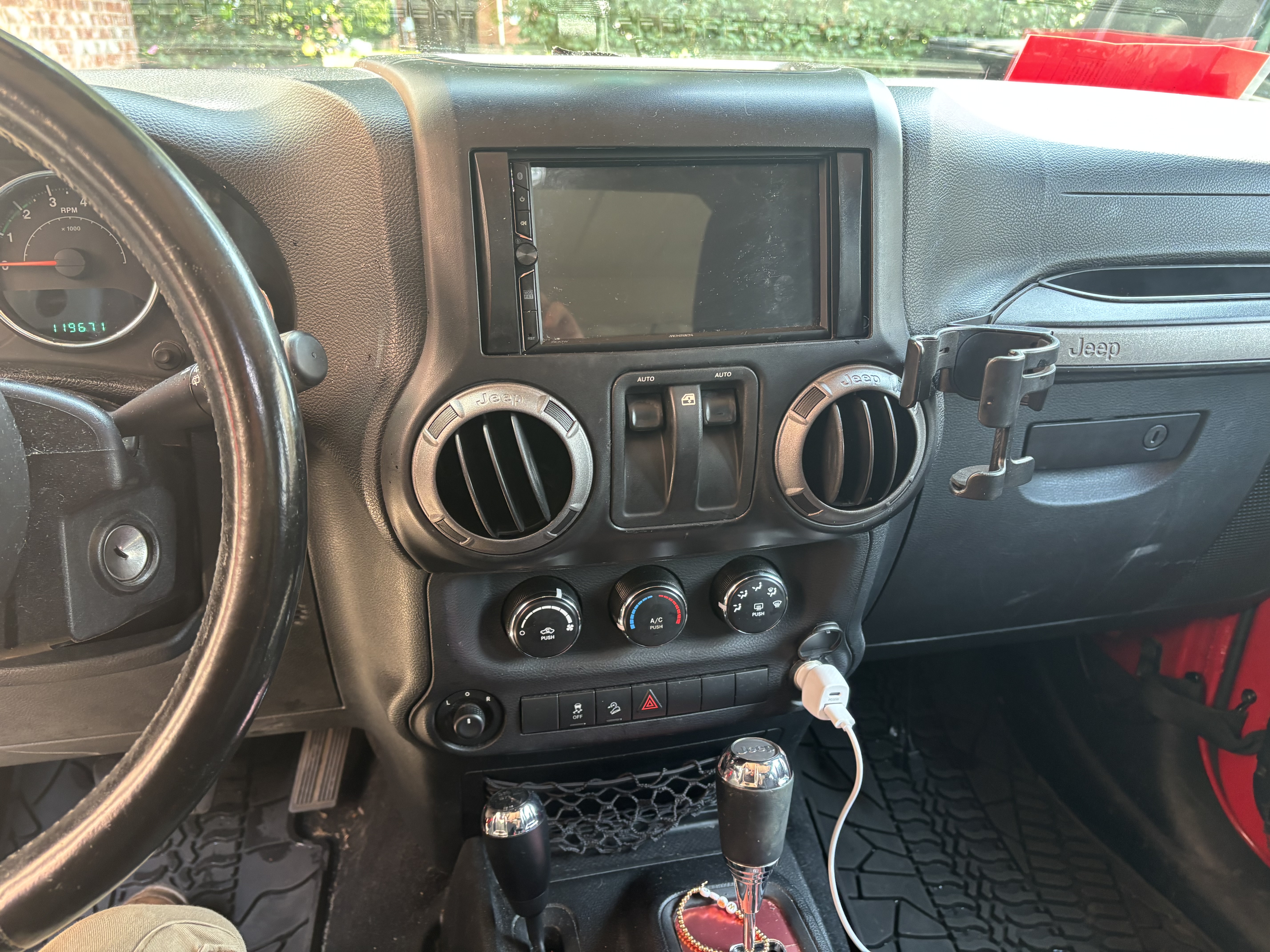 Used 2012 Jeep Wrangler Sport AWD/4WD image 8