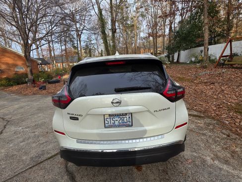Used 2020 Nissan Murano Platinum w/ Cargo Package image 2