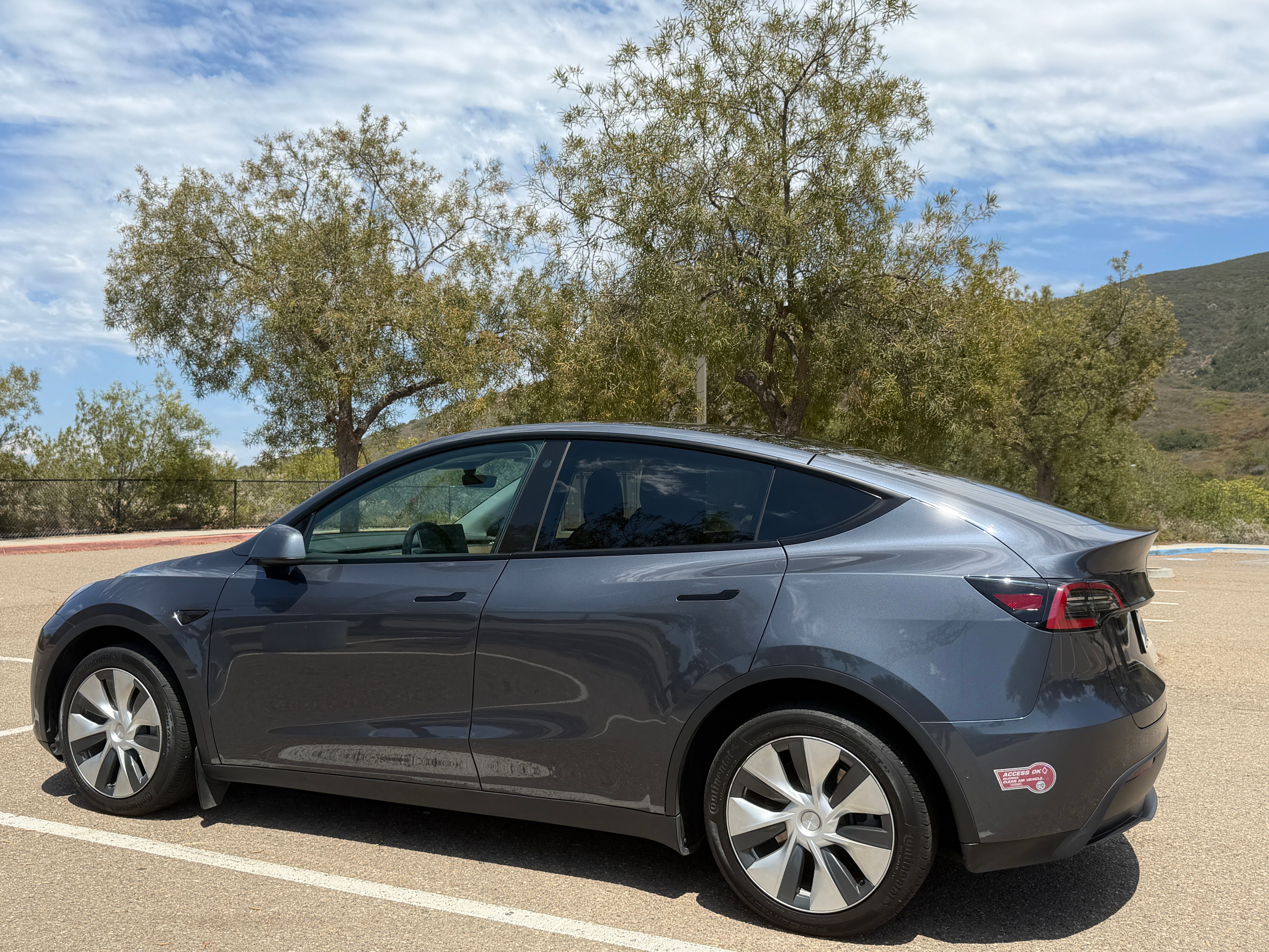 Used 2022 Tesla Model Y Long Range AWD/4WD image 6