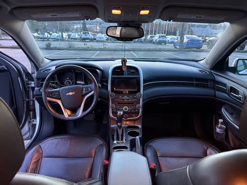 Used 2016 Chevrolet Malibu LTZ image 6