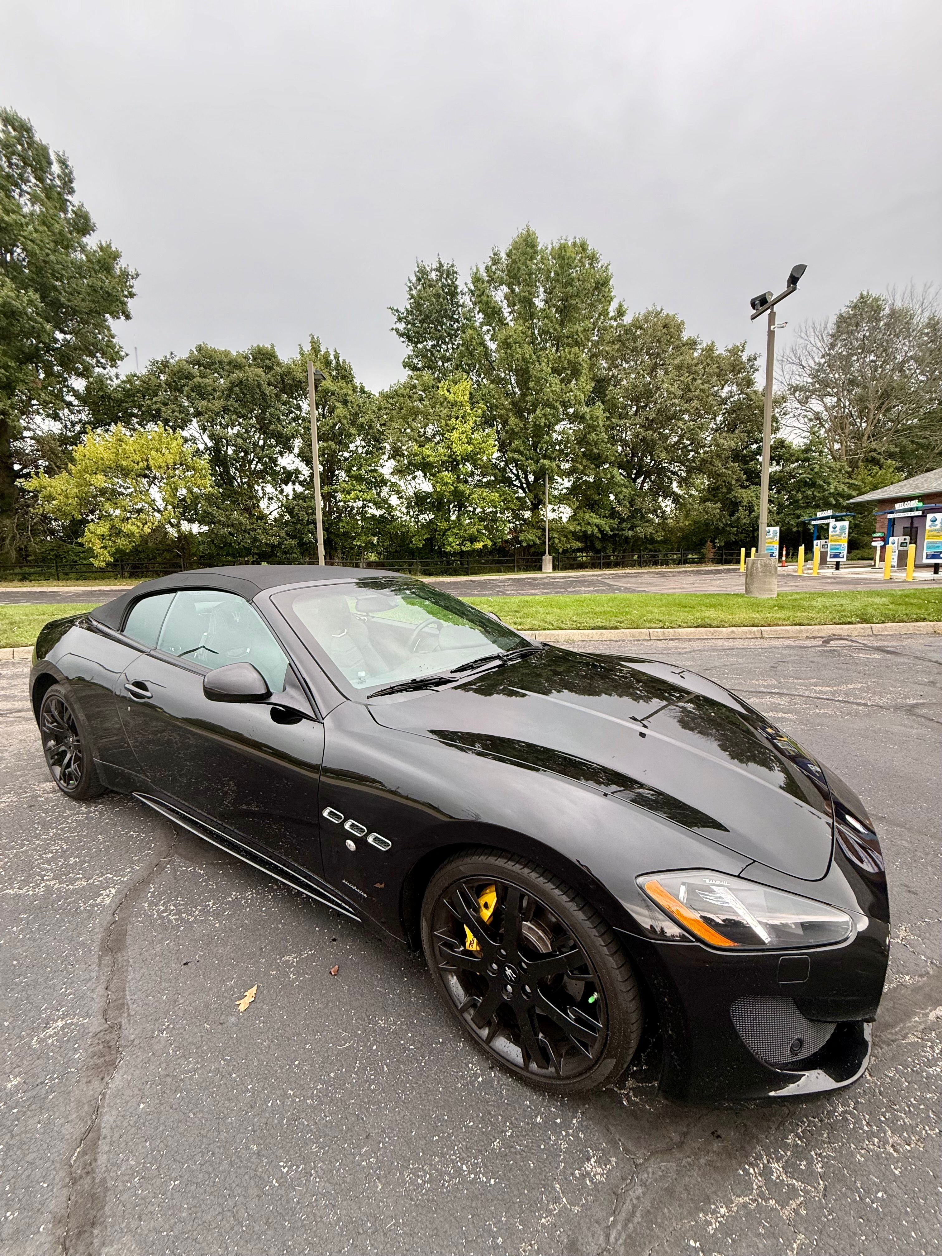 Used 2015 Maserati GranTurismo Sport RWD image 9
