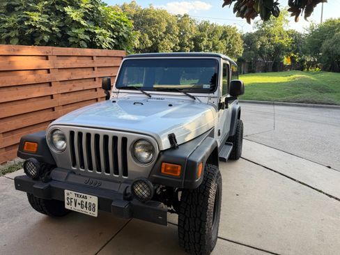Used 2004 Jeep Wrangler 4WD image 26