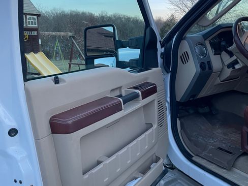 Used 2008 Ford F250 King Ranch image 5
