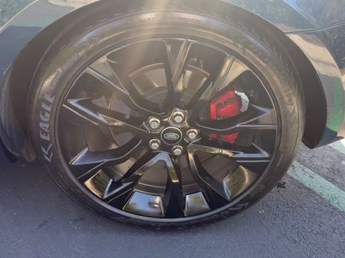 Used 2022 Land Rover Range Rover Sport HST image 15