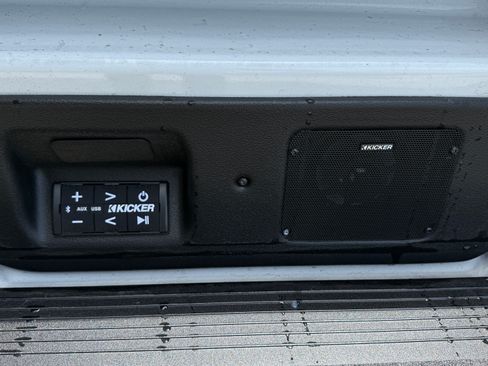 Used 2024 GMC Sierra 2500 Denali Ultimate image 8