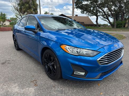 Used 2020 Ford Fusion SE w/ Equipment Group 151A image 13