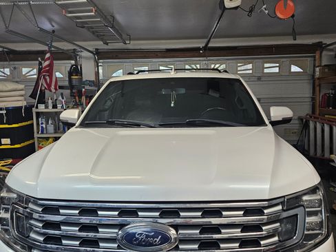 Used 2018 Ford Expedition Limited image 6