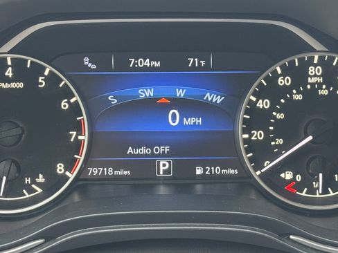 Used 2016 Nissan Maxima Platinum image 12