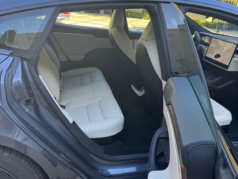 Used 2021 Tesla Model S Long Range image 5
