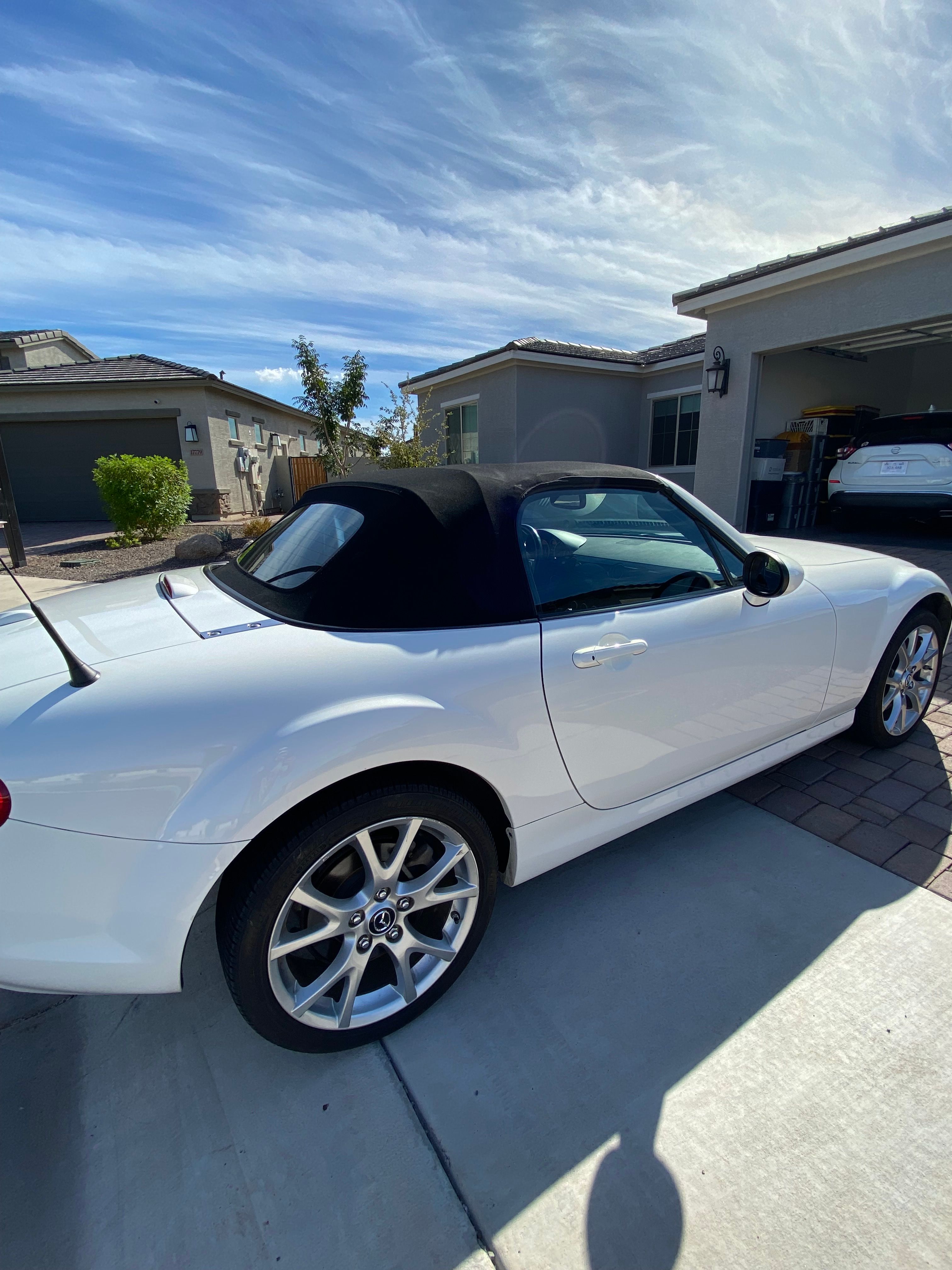 Used 2014 MAZDA MX-5 Miata Grand Touring w/ Premium Package RWD image 5