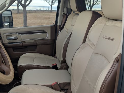 Used 2023 RAM 2500 Laramie image 14