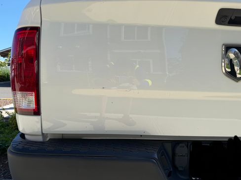 Used 2019 RAM 1500 ST AWD/4WD image 17