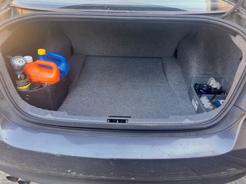 Used 2006 BMW 325i 325i Sedan 4D image 10