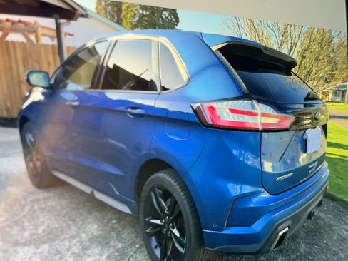 Used 2019 Ford Edge ST w/ Equipment Group 401A image 6