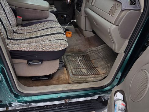 Used 2003 Dodge Ram 3500 Truck SLT image 9