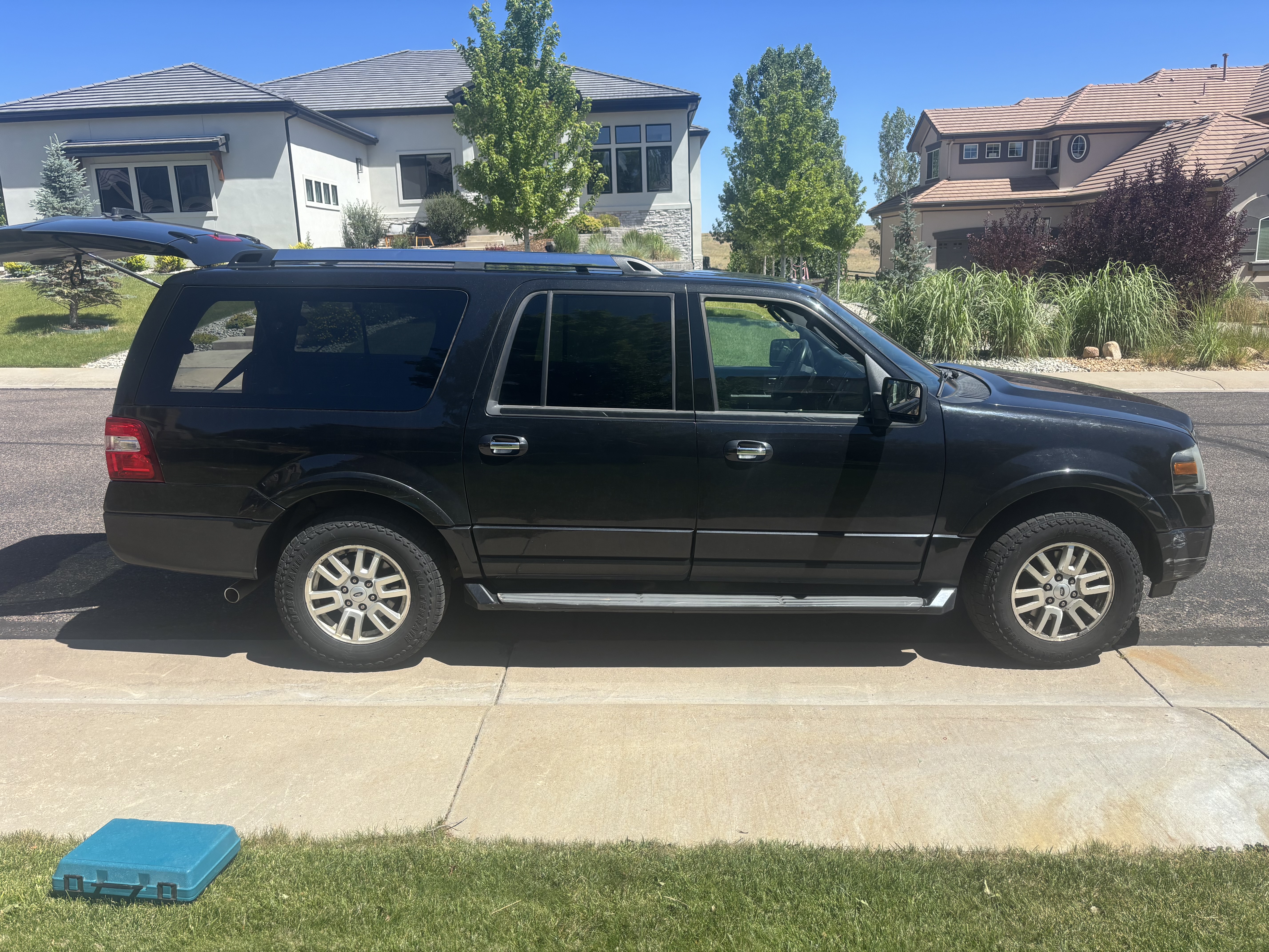 Used 2014 Ford Expedition EL Limited AWD/4WD image 9