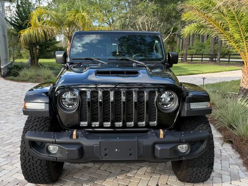 Used 2022 Jeep Wrangler Unlimited Rubicon w/ Xtreme Recon 35" Tire Package AWD/4WD image 6