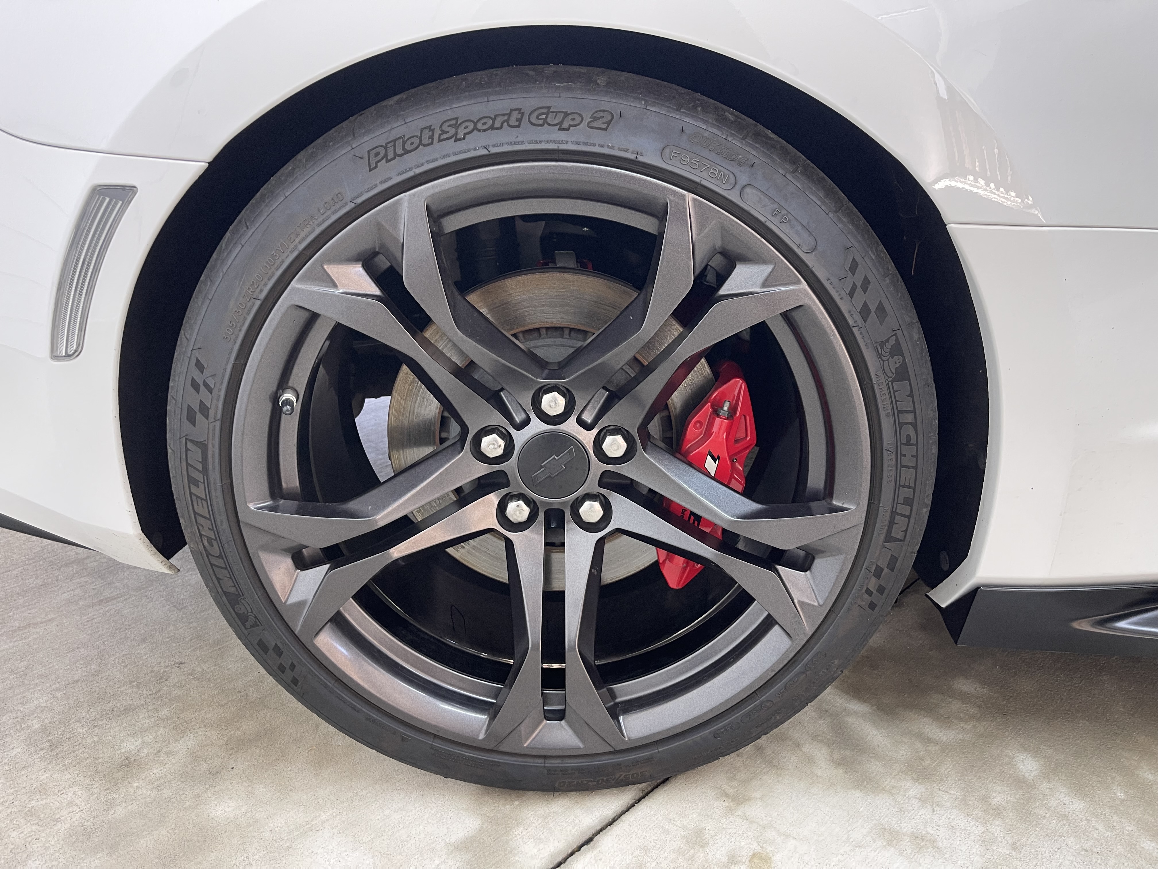 Used 2018 Chevrolet Camaro SS RWD image 18