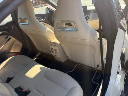 Used 2018 Mercedes-Benz CLA 250 image 14