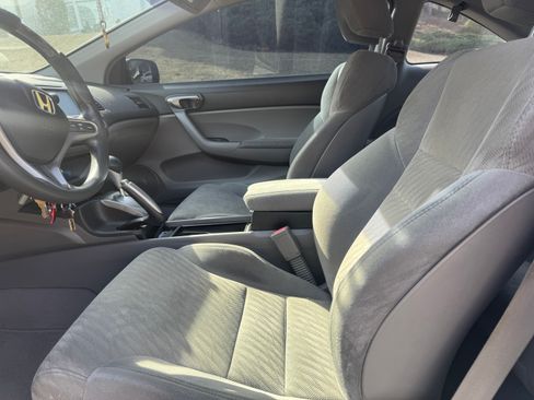 Used 2010 Honda Civic LX image 8