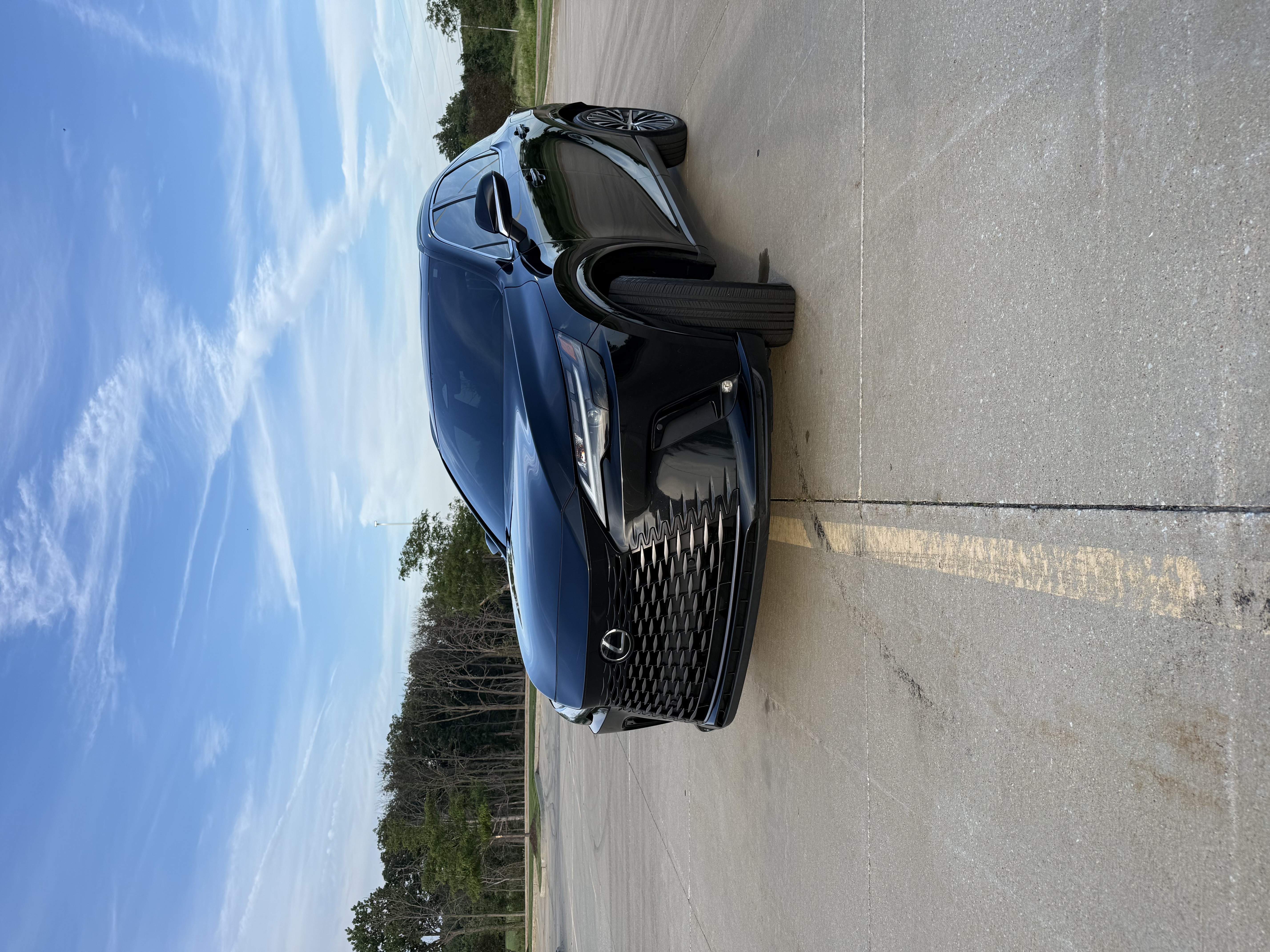 Used 2023 Lexus RX 350h w/ Accessory Package (Z1) AWD/4WD image 2