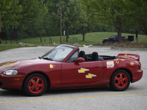 Used 1999 MAZDA MX-5 Miata image 5