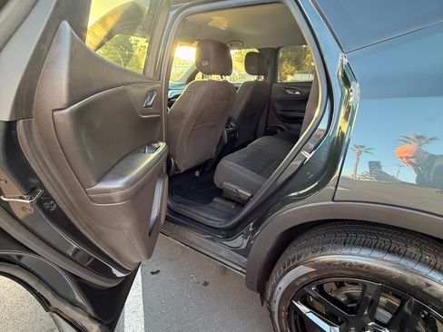 Used 2019 Chevrolet Blazer LT image 11