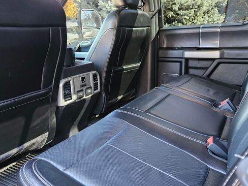 Used 2018 Ford F150 Lariat w/ Equipment Group 502A Luxury image 13